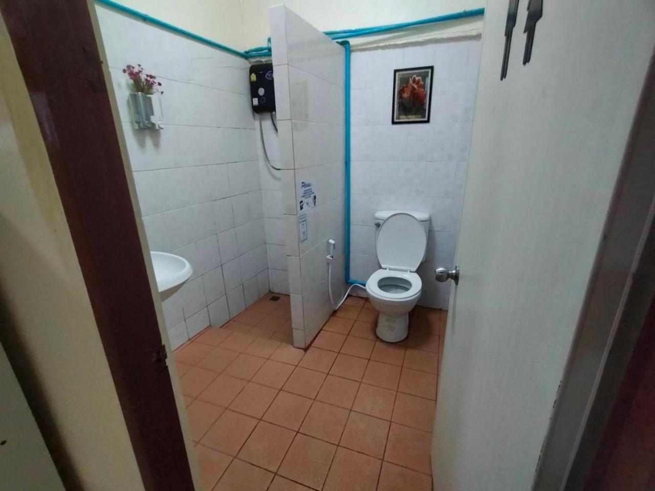 Home Stay At Tapae شيانغ ماي المظهر الخارجي الصورة